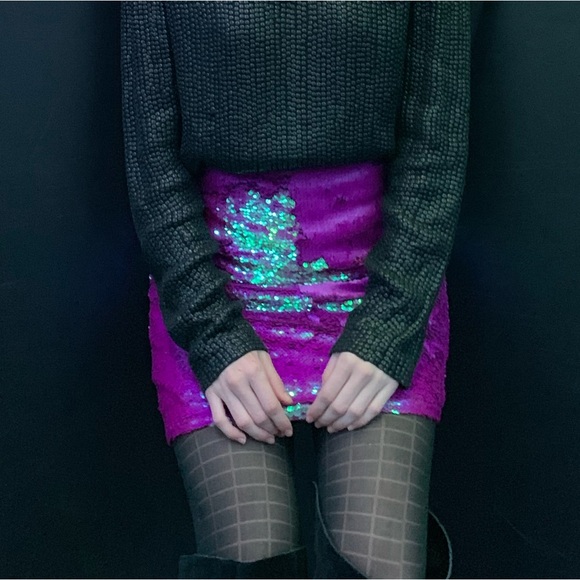 Wild Fable - Iridescent Sequined Skirt - Size XS - Picture 6 of 10